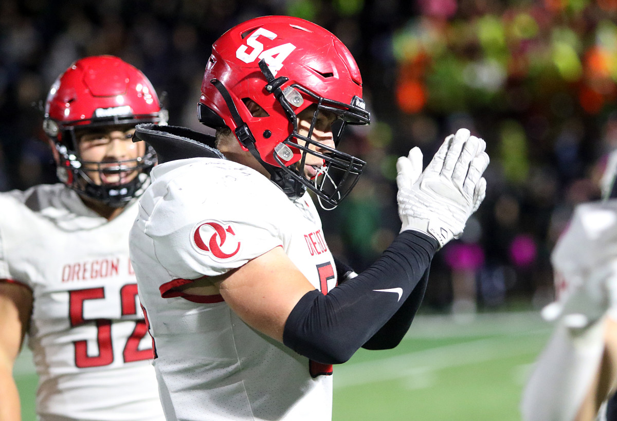 a Oregon City Tigard football Oregon September 29 2023 Dan Brood 58